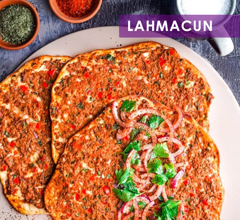 1-lahmacunlar-cooking